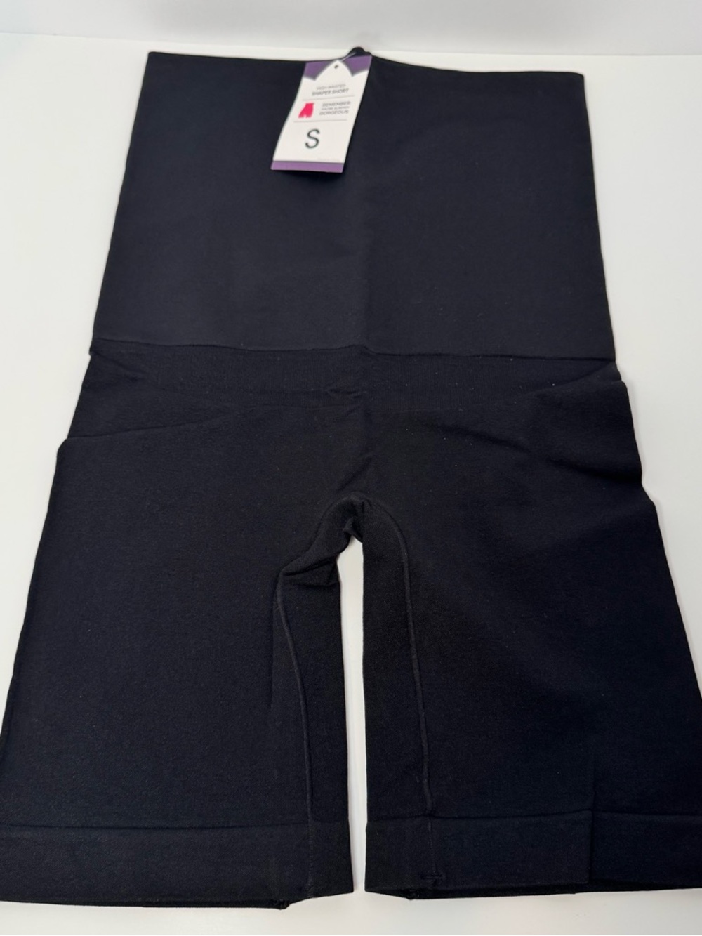 Empetua High-Waisted Shaper Shorts by Shapermint - size Small, New in package